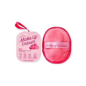 free w/$75 order ㋛ new Make up Eraser ㋛ Daily Mini Face Cleanser ㋛ Pink ㋛ Boxed